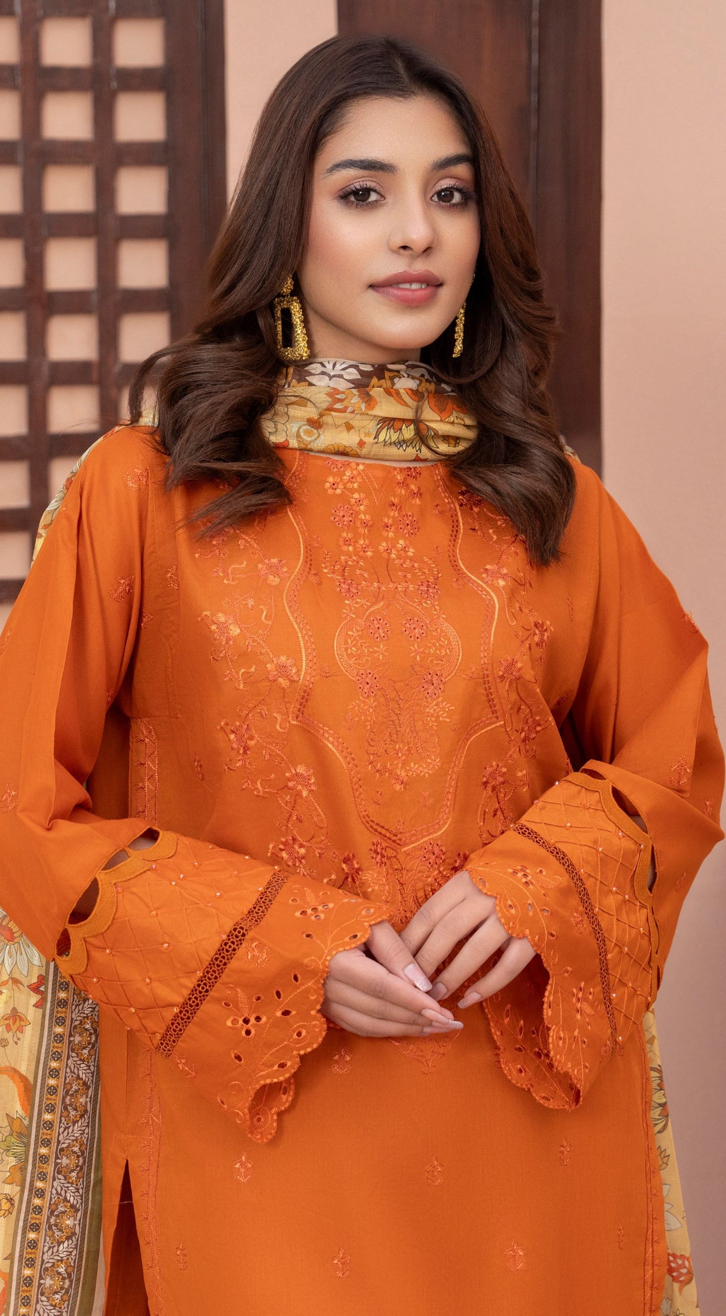 Sapehr Lawn By Safa Noor SN-01