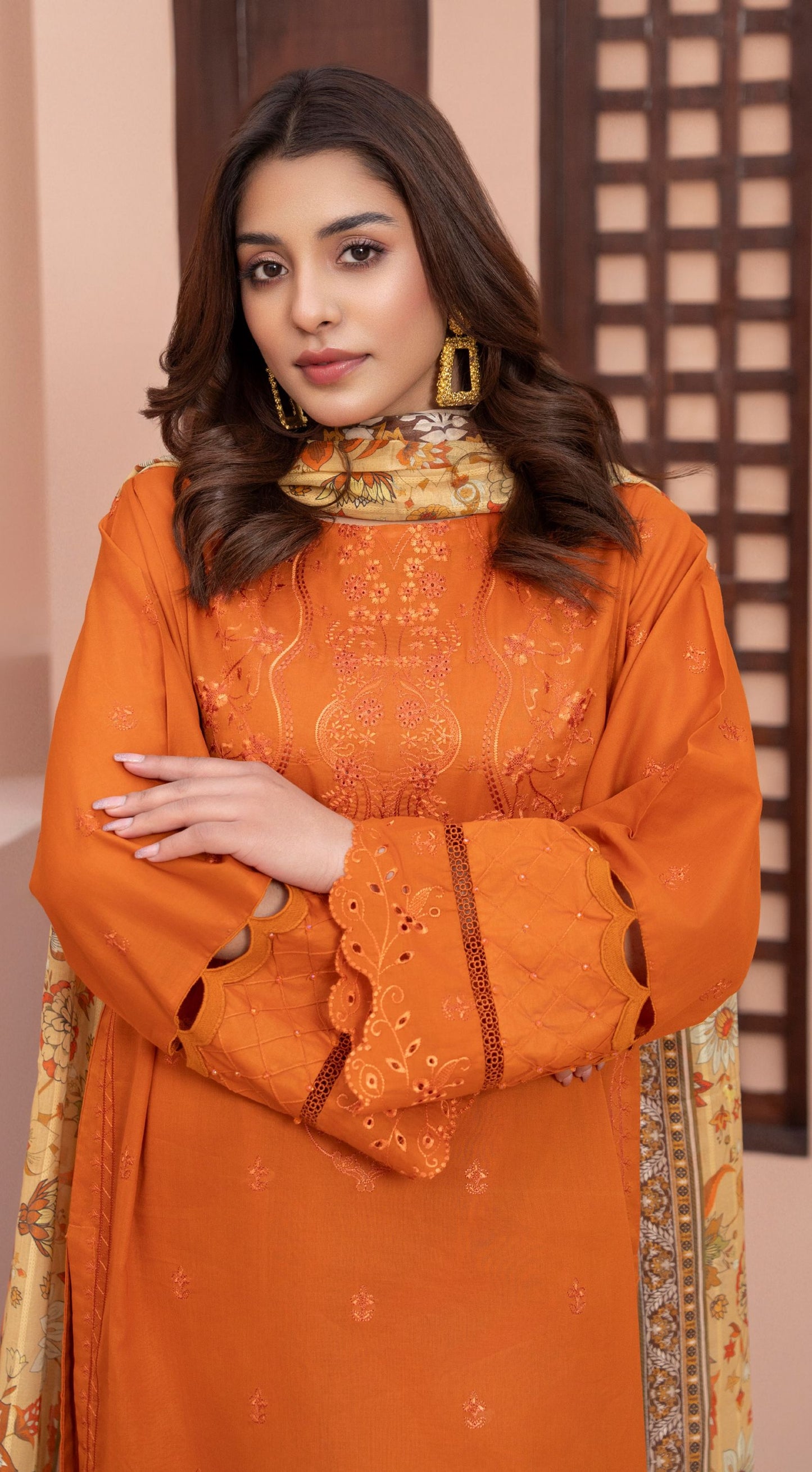 Sapehr Lawn By Safa Noor SN-01