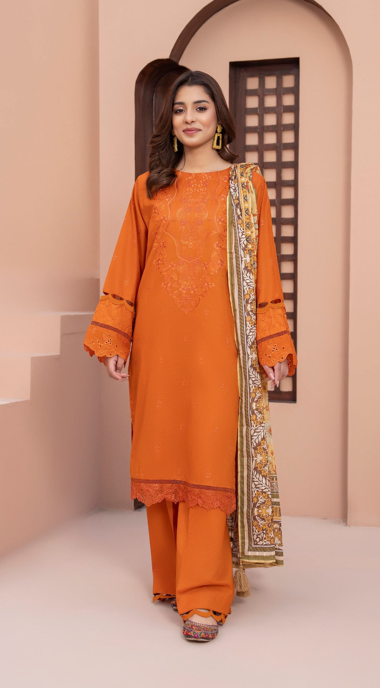 Sapehr Lawn By Safa Noor SN-01