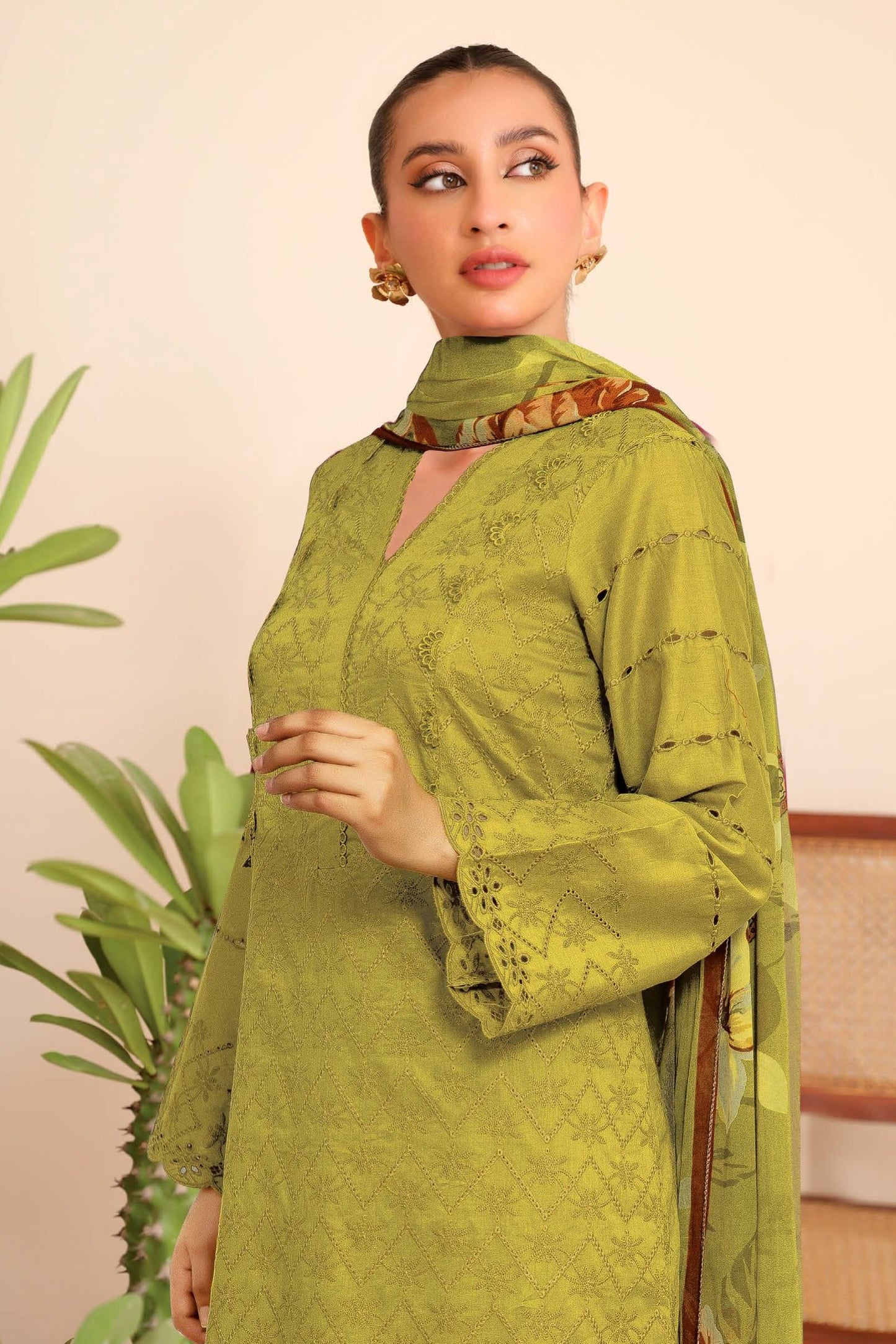 Johra Rabail ChikanKari Lawn JH-541