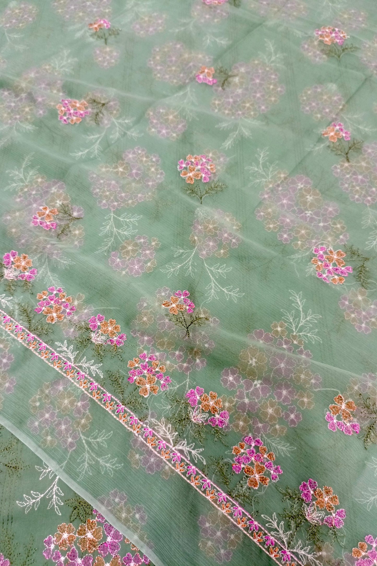 Bareeze Lawn 3 piece BH-04
