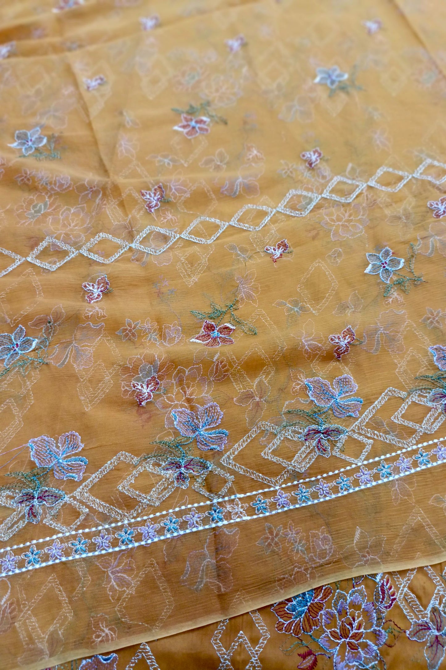 Bareeze Lawn 3 piece BH-05