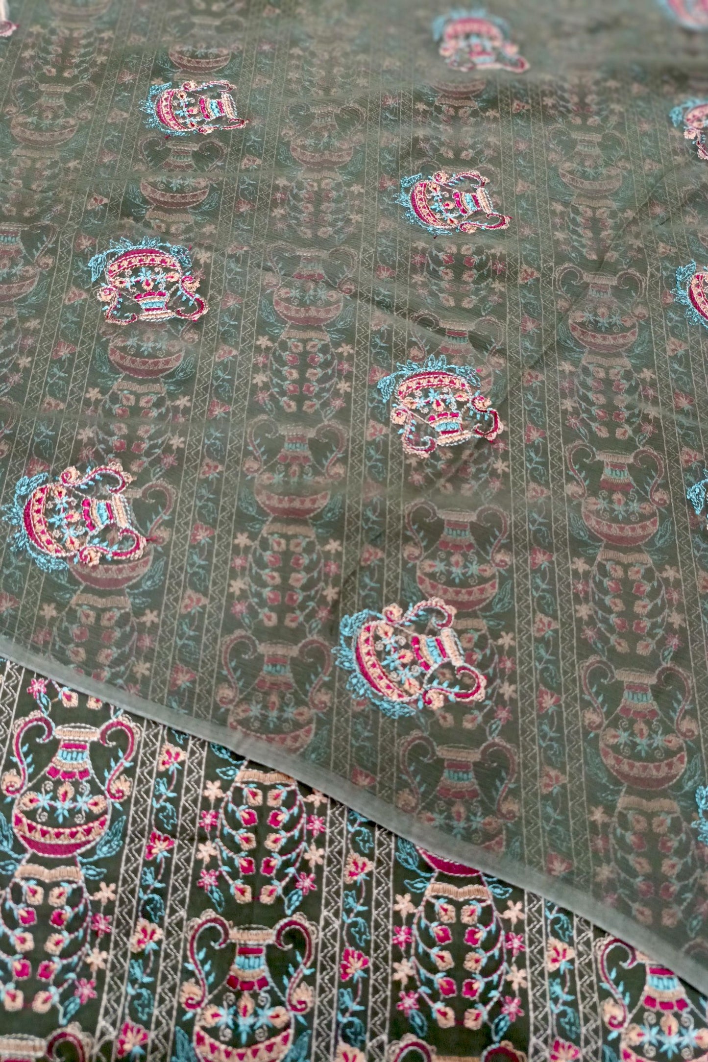Bareeze Lawn 3 piece BH-08