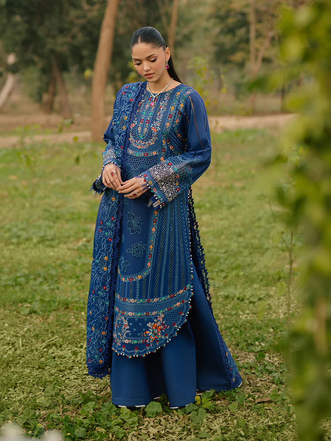 FREESIA EMBROIDERED LAWN '25 102-B