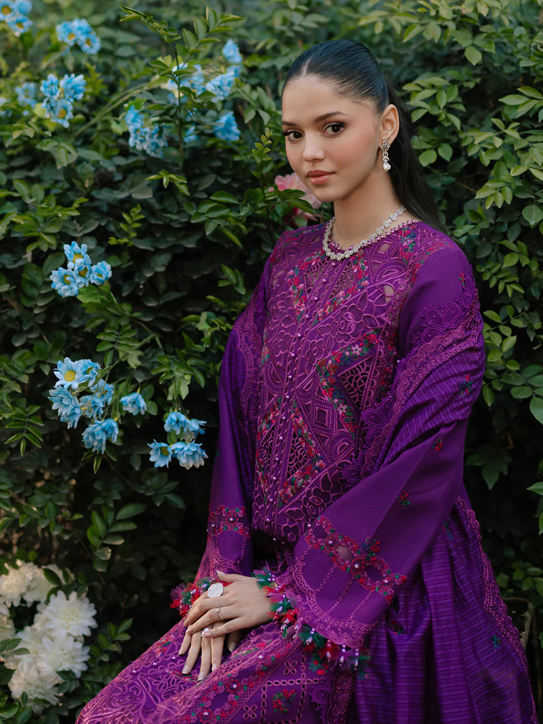 FREESIA EMBROIDERED LAWN '25 105-B