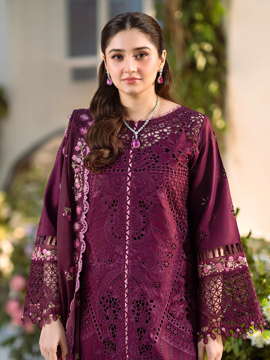 FREESIA EMBROIDERED LAWN '25 106-A