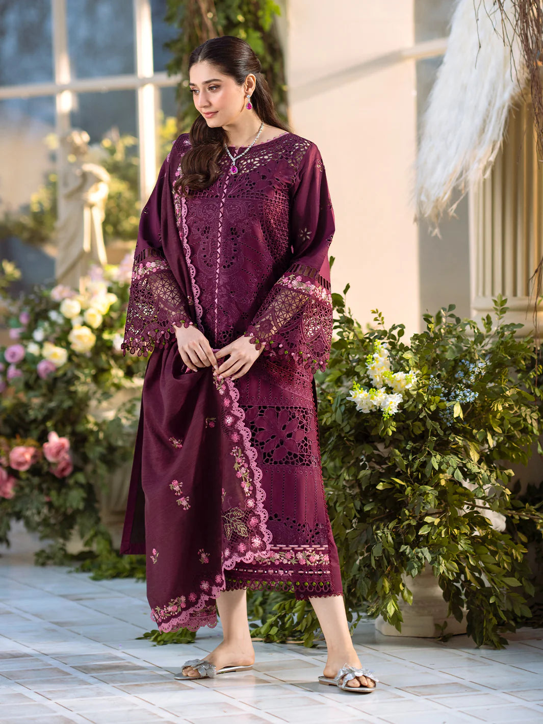 FREESIA EMBROIDERED LAWN '25 106-A