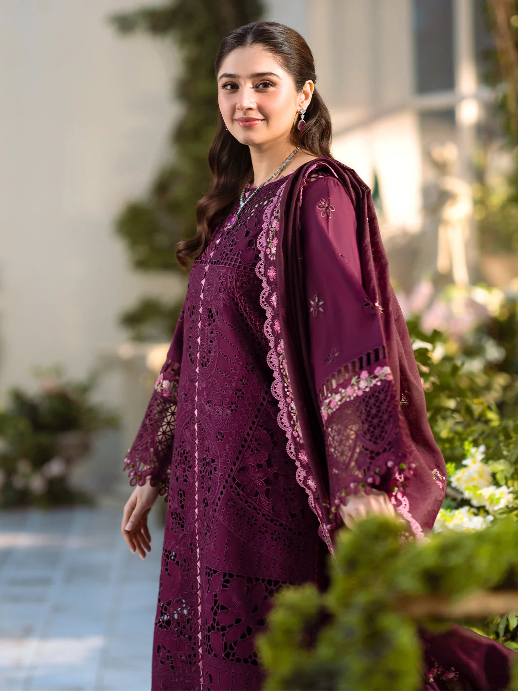 FREESIA EMBROIDERED LAWN '25 106-A