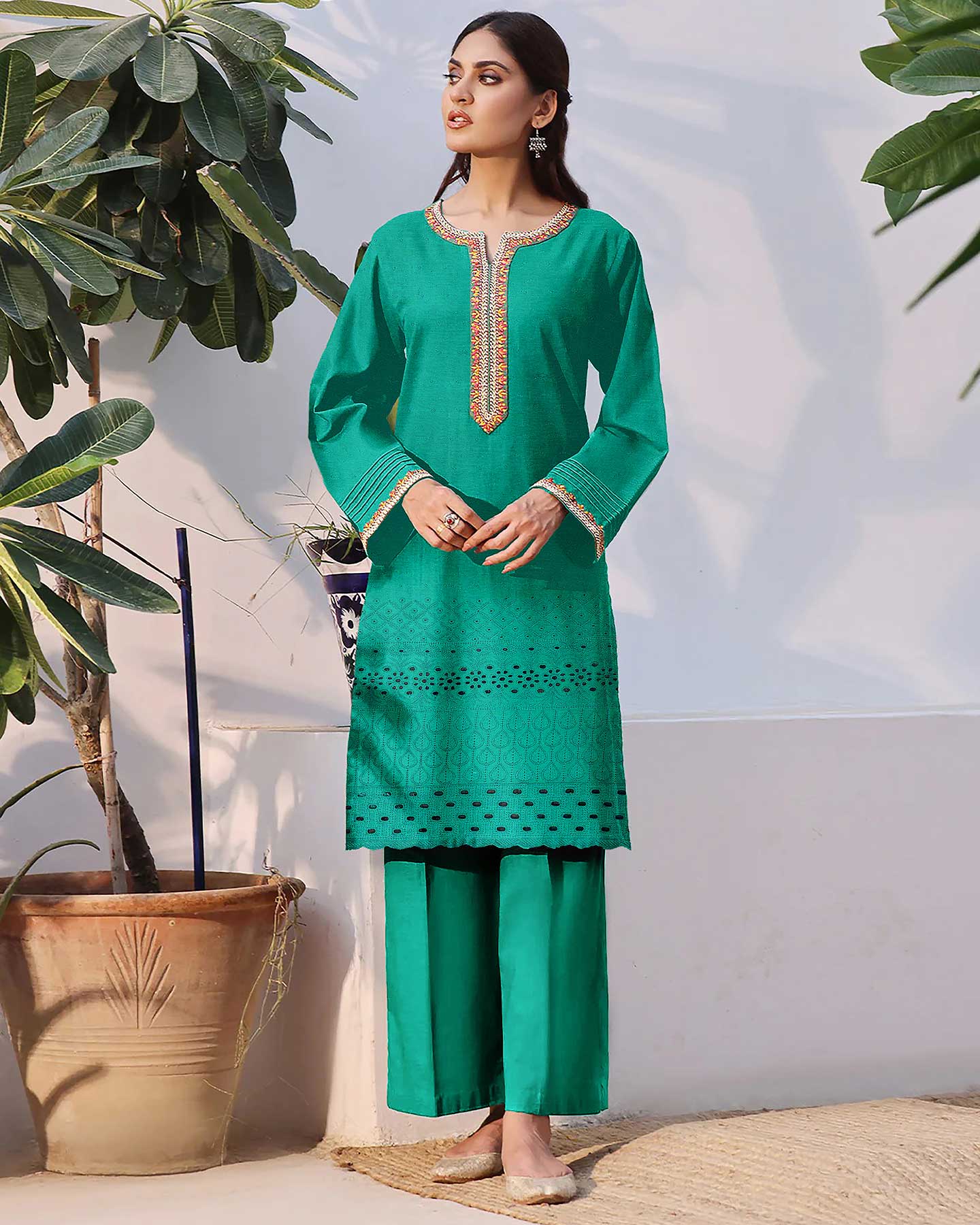 Ramli Chikankari By Aalaya Lawn Vol 01 '25 AA D 02