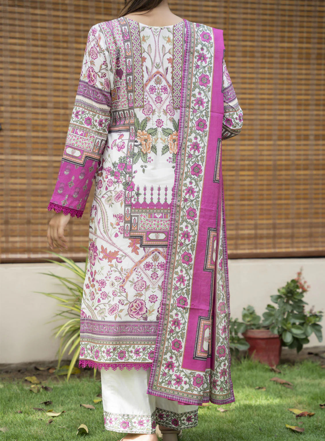 Misri Lawn Printed Lawn D-417