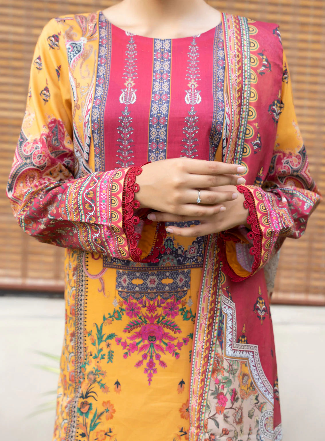 Misri Lawn Printed Lawn D-418